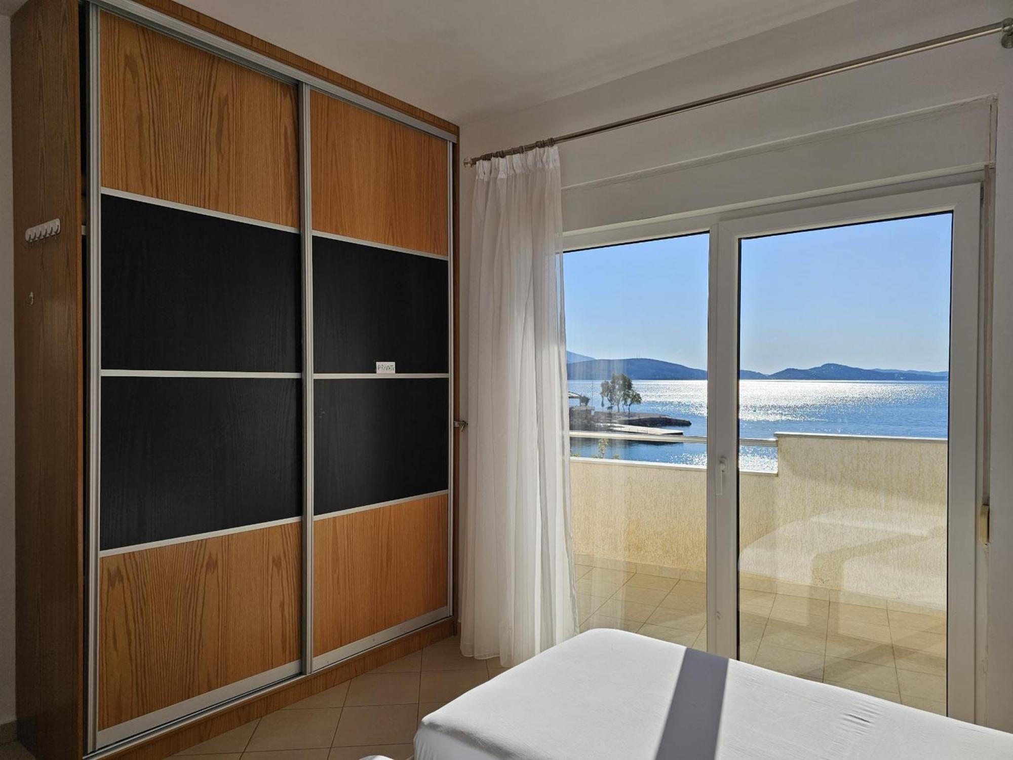 Svein Apartment Sarandë Exteriér fotografie